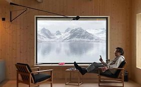 Minkfarmen, Spacious Seaside Cabin With Scenic View