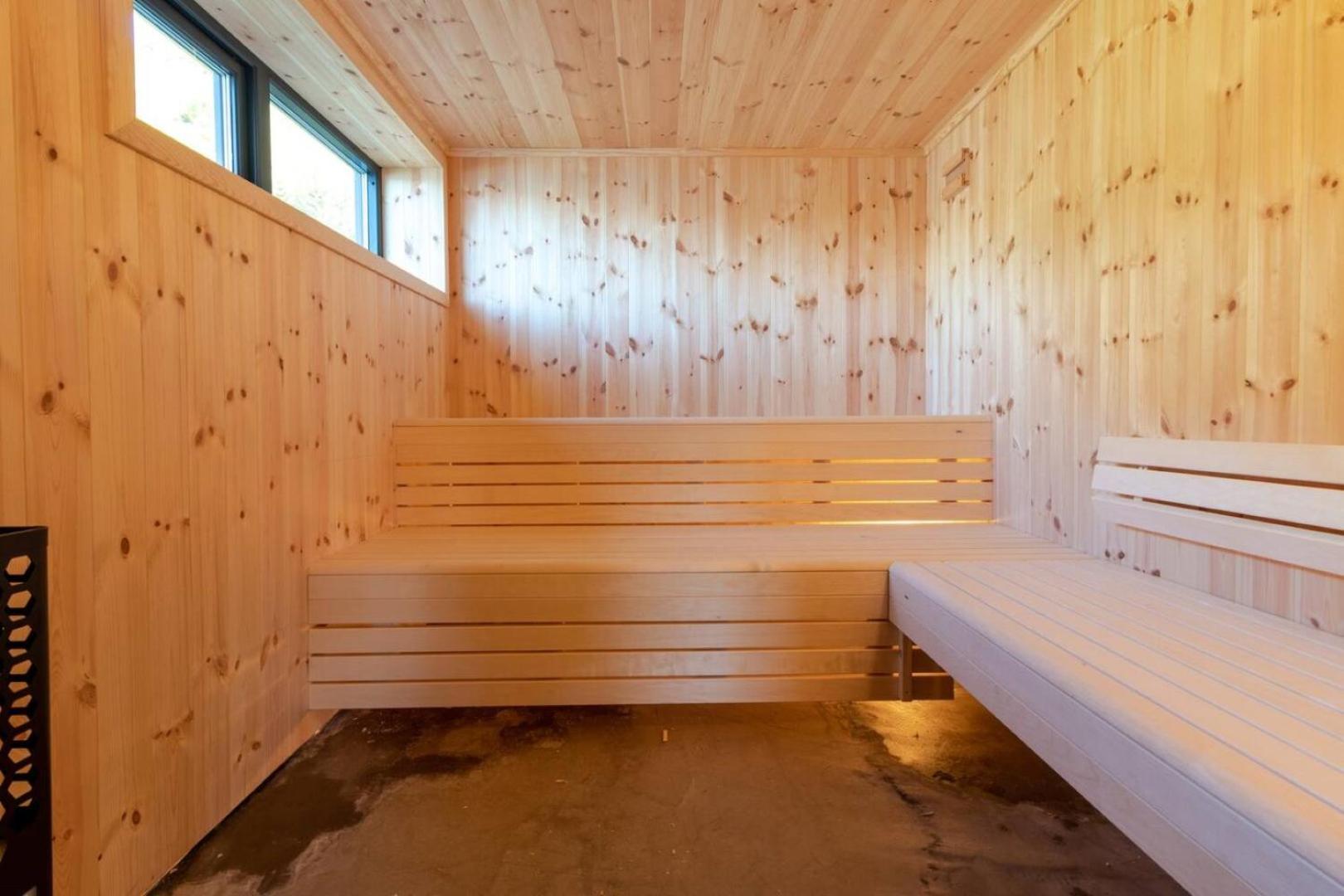Minkfarmen, Spacious Seaside Cabin With Scenic View Ramberg Exterior photo